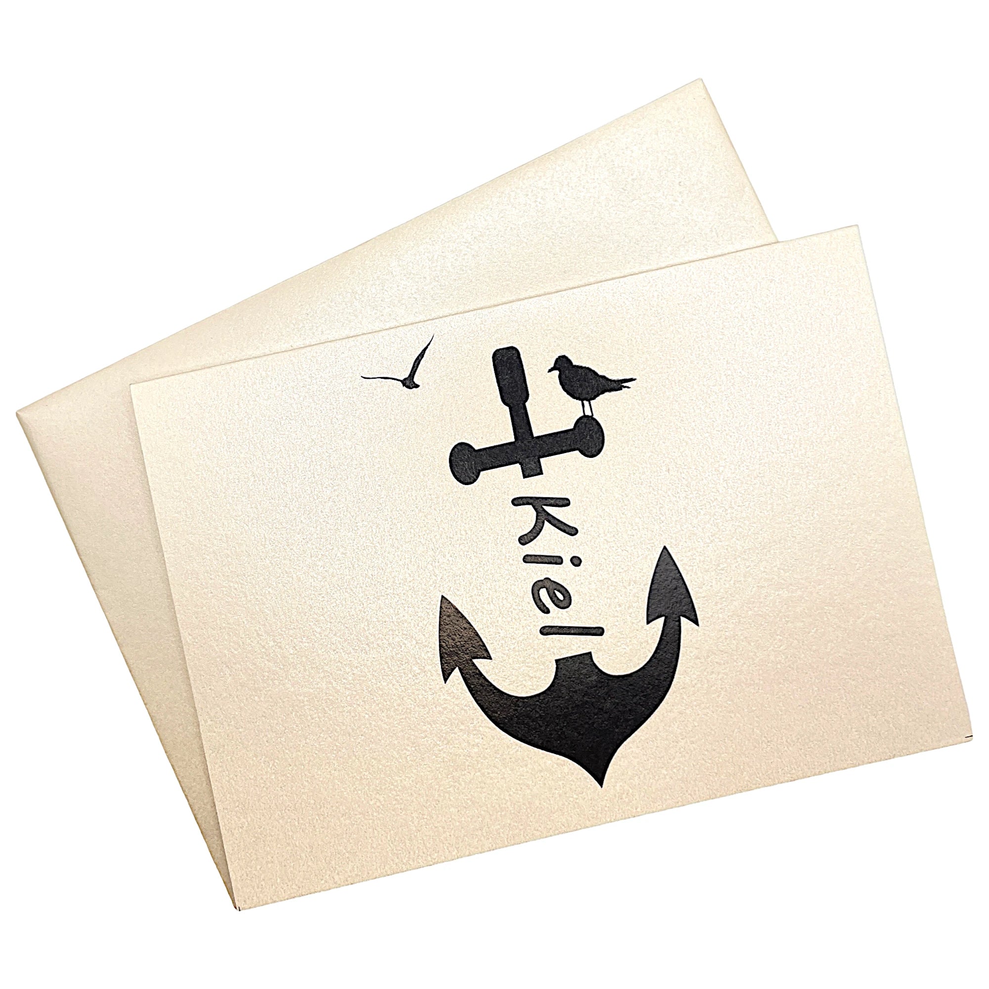 Maritime Klappkarte mit Anker und Kiel-Schriftzug auf passendem Umschlag aus Perlglanzpapier