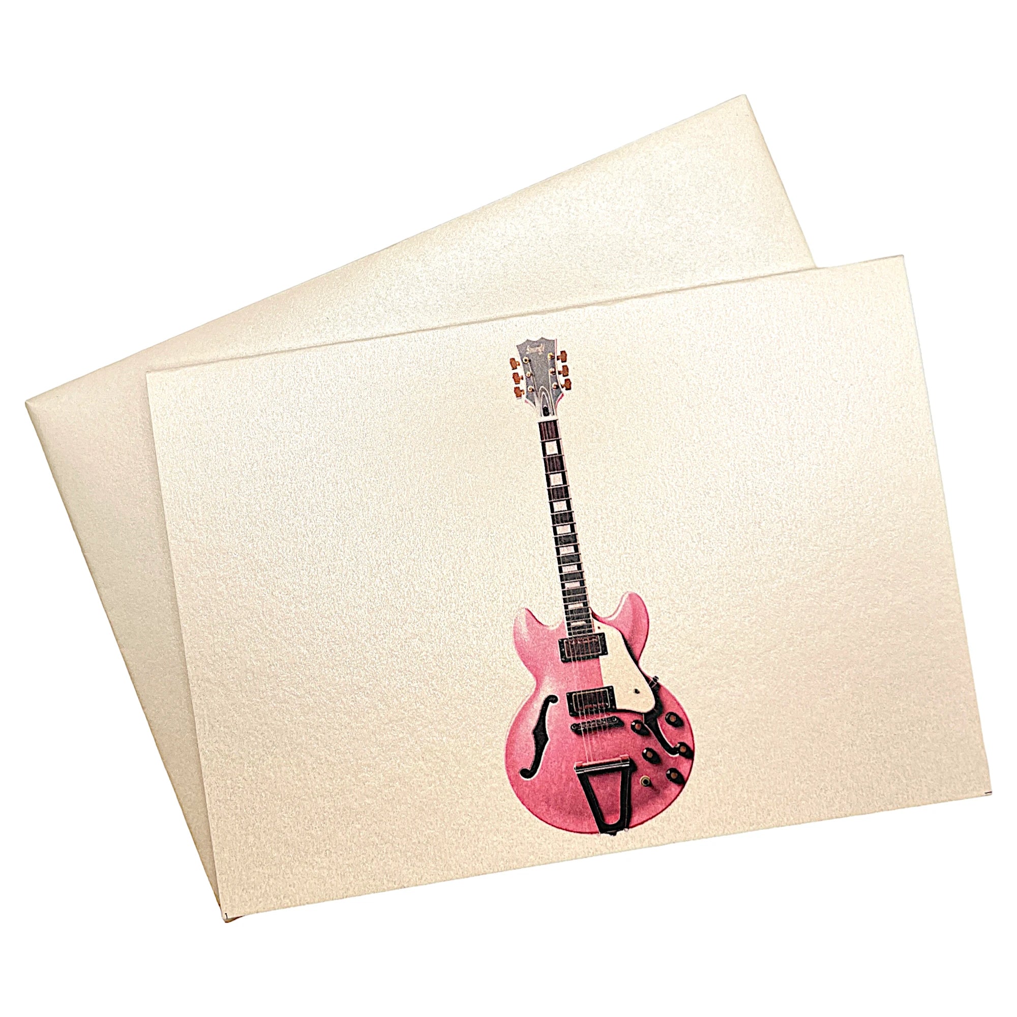 Klappkarte mit rosa E-Gitarre auf passendem Umschlag aus Perlglanzpapier