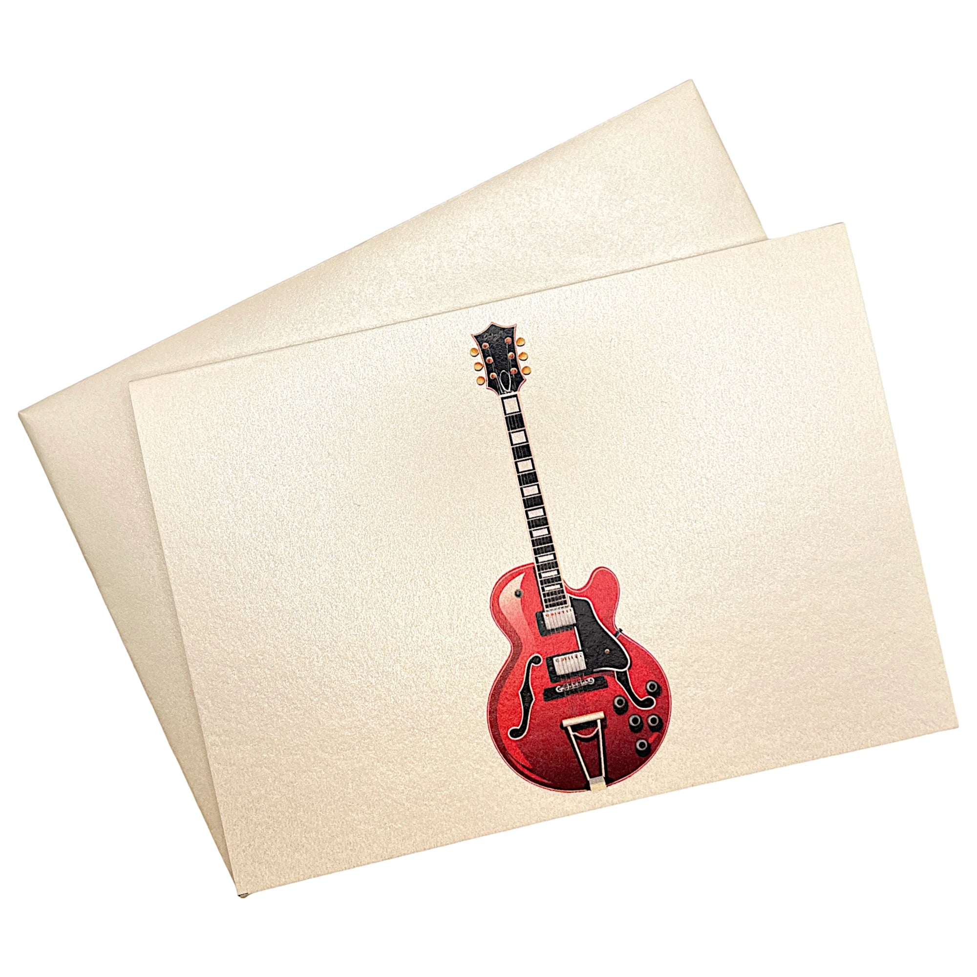 Klappkarte mit roter E-Gitarre auf passendem Umschlag aus Perlglanzpapier