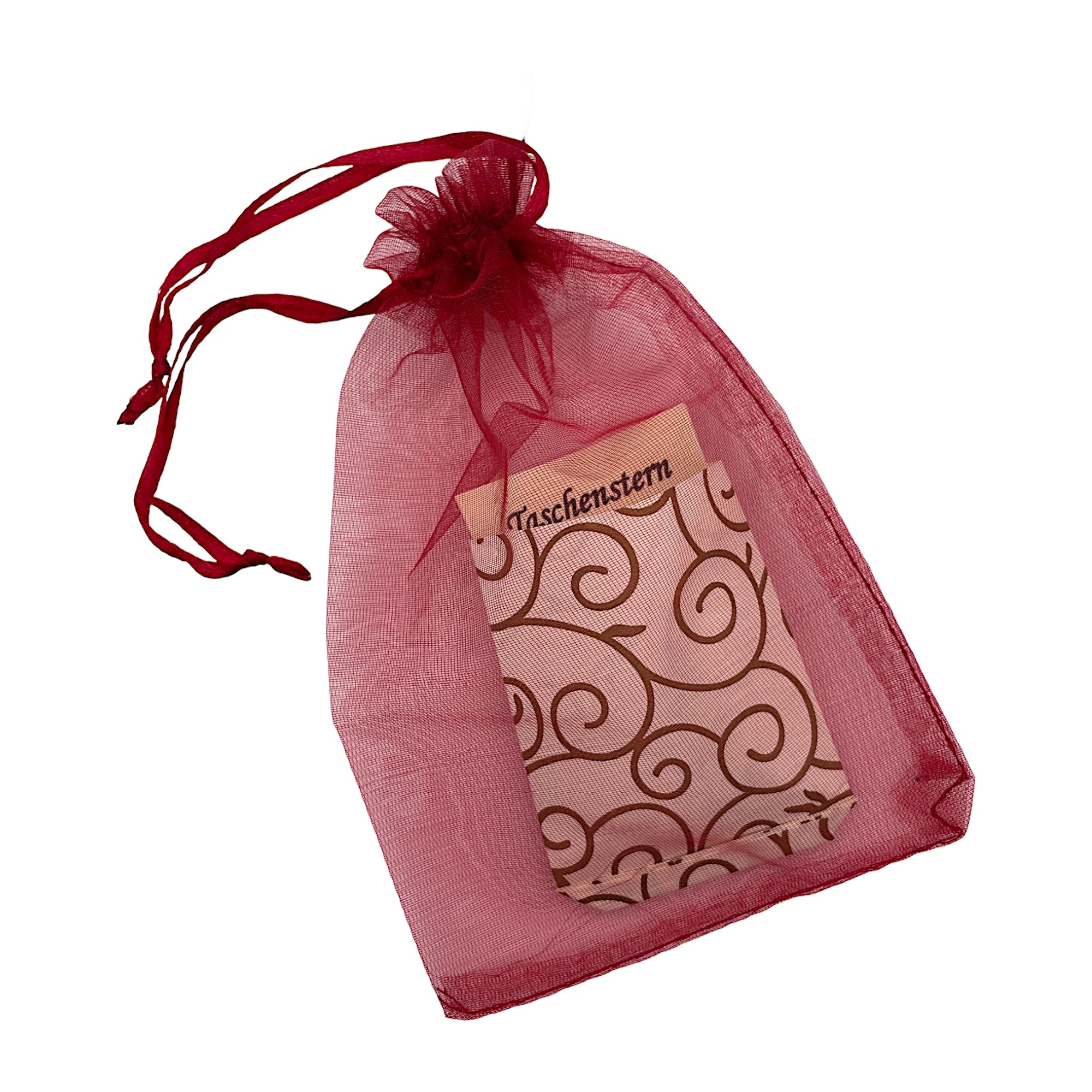 Eleganter Organza-Beutel in Rot mit einem Stern vor neutralem Hintergrund