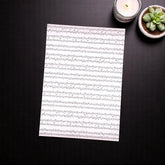 Bastelpapier mit Noten für Scrapbooking in weiß