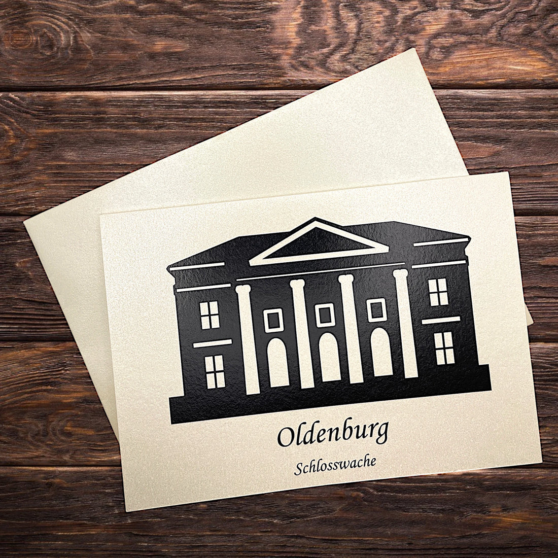 Klappkarte auf einem Holztisch mit dem Motiv Oldenburg Schlosswache