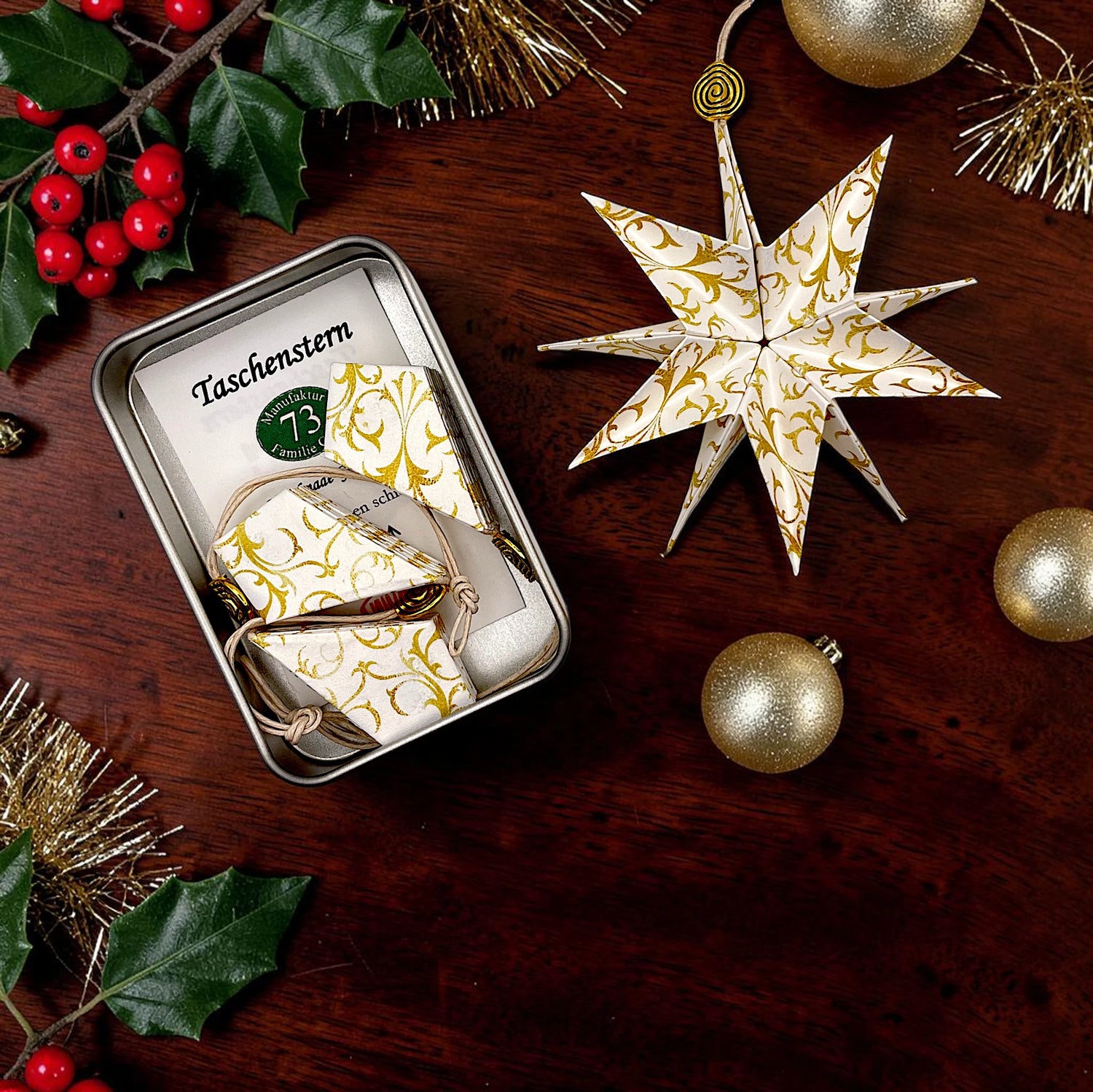 Papierstern Arabeske Mini in Gold-Weiß-Gold als elegante Weihnachtsdekoration