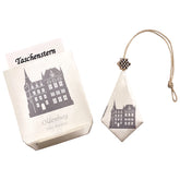 Papierstern mit dem Oldenburger Rathaus als Faltstern
