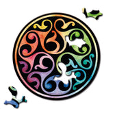 Rundes Curiosi Picoli Puzzle „Knospe“ mit kunstvollem Aquarellmotiv und 33 einzigartigen Puzzleteilen.